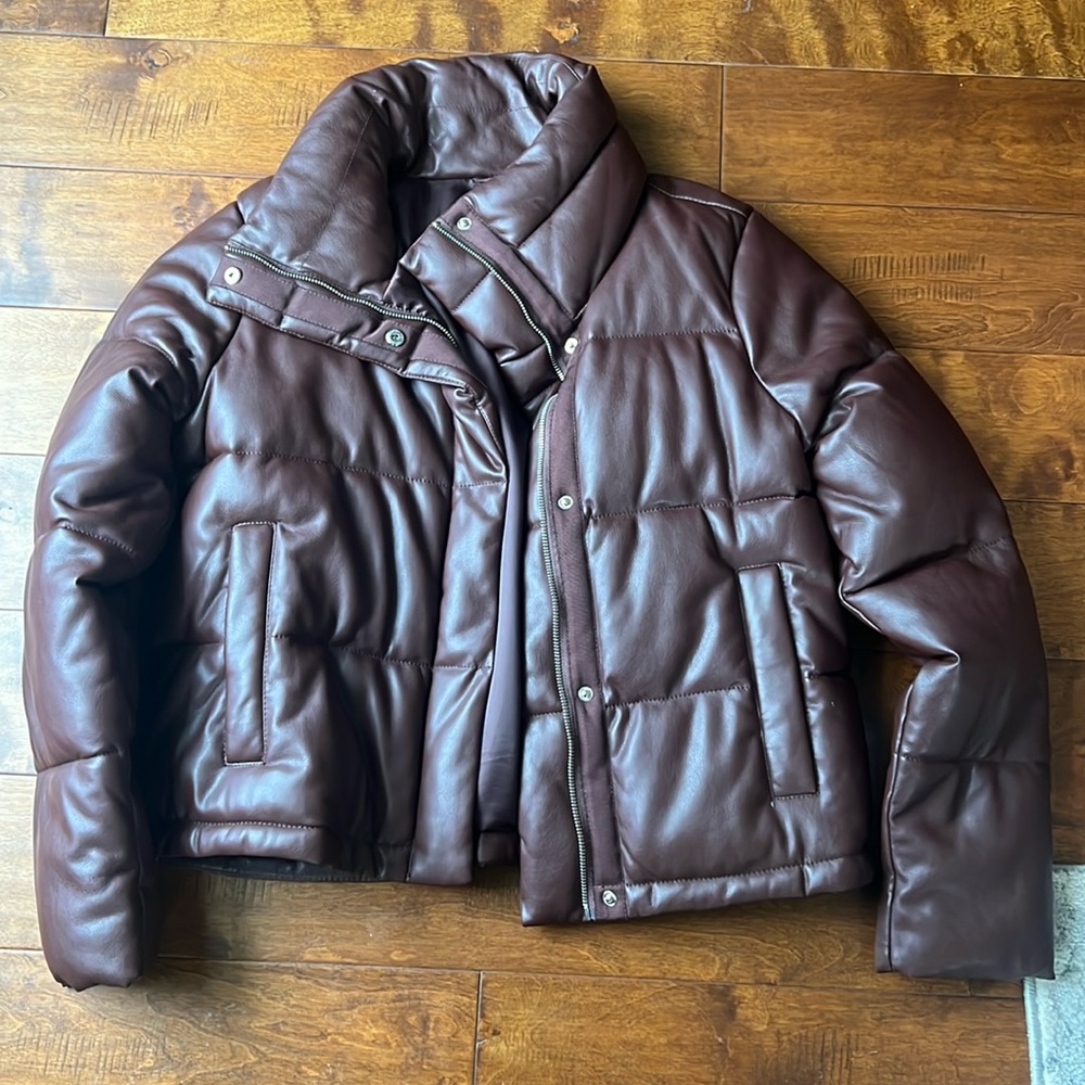 ❤️ EUC Abercrombie & Fitch Leather Puffer Coat